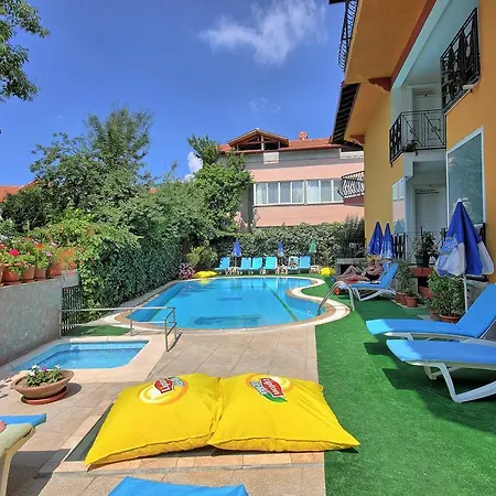 Hotel Mandalinn