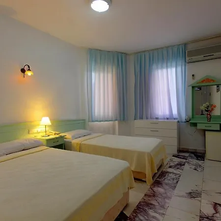 Hotel Mandalinn