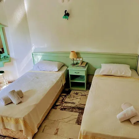 Hotel Mandalinn 3*