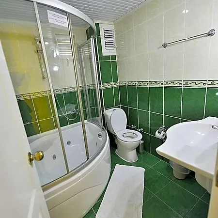 Mandalinn Hotel 3*