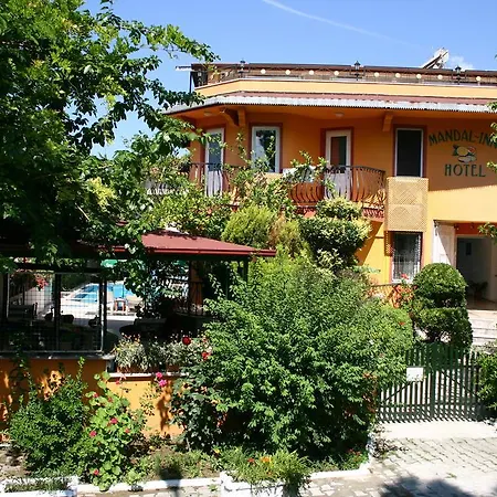 Mandalinn Hotel 3*